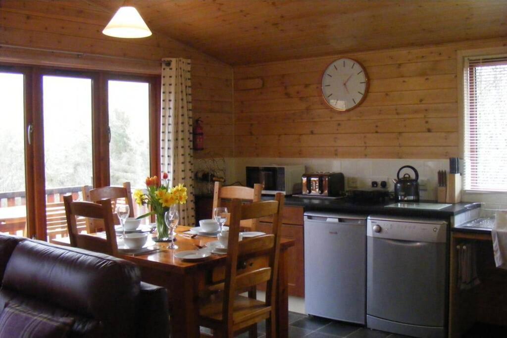 Glas Doire Lodge, Glen Roy Nature Reserve Roybridge Luaran gambar