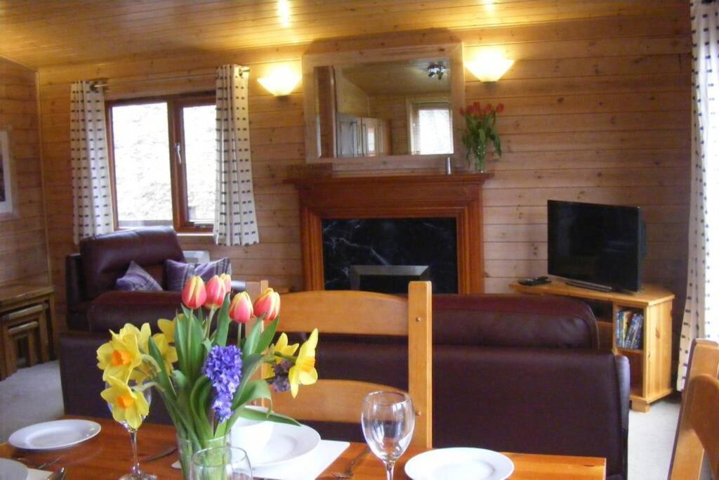 Glas Doire Lodge, Glen Roy Nature Reserve Roybridge Luaran gambar